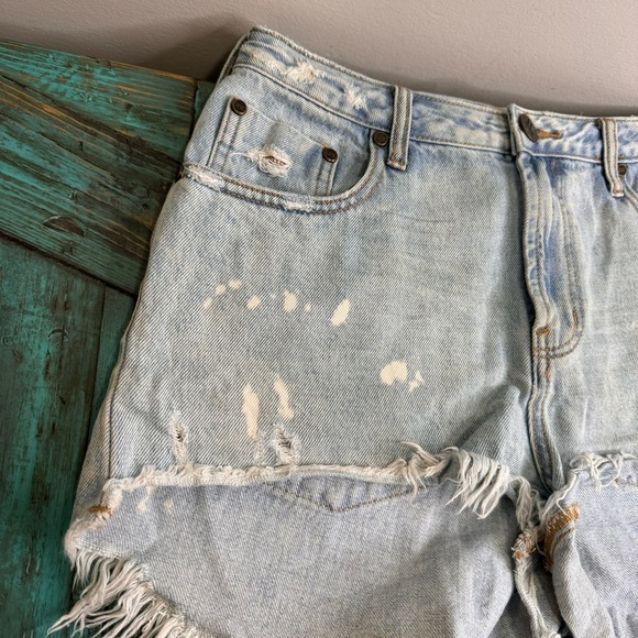One Teaspoon High Waist Bonita Bleached Raw Hem Denim Jean Shorts Size 28 - Picture 3 of 14
